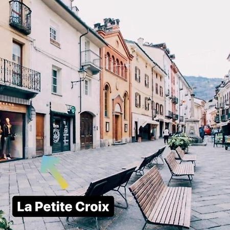 La Petite Croix Apartment Аоста Екстериор снимка